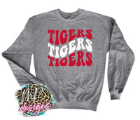 TIGERS WAVY RETRO RED LONG SLEEVE/SWEATSHIRT
